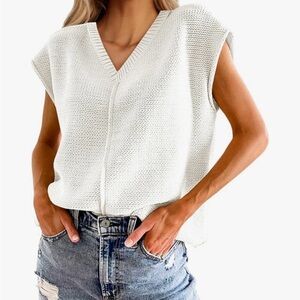 Elegant White Sleeveless Knit Top